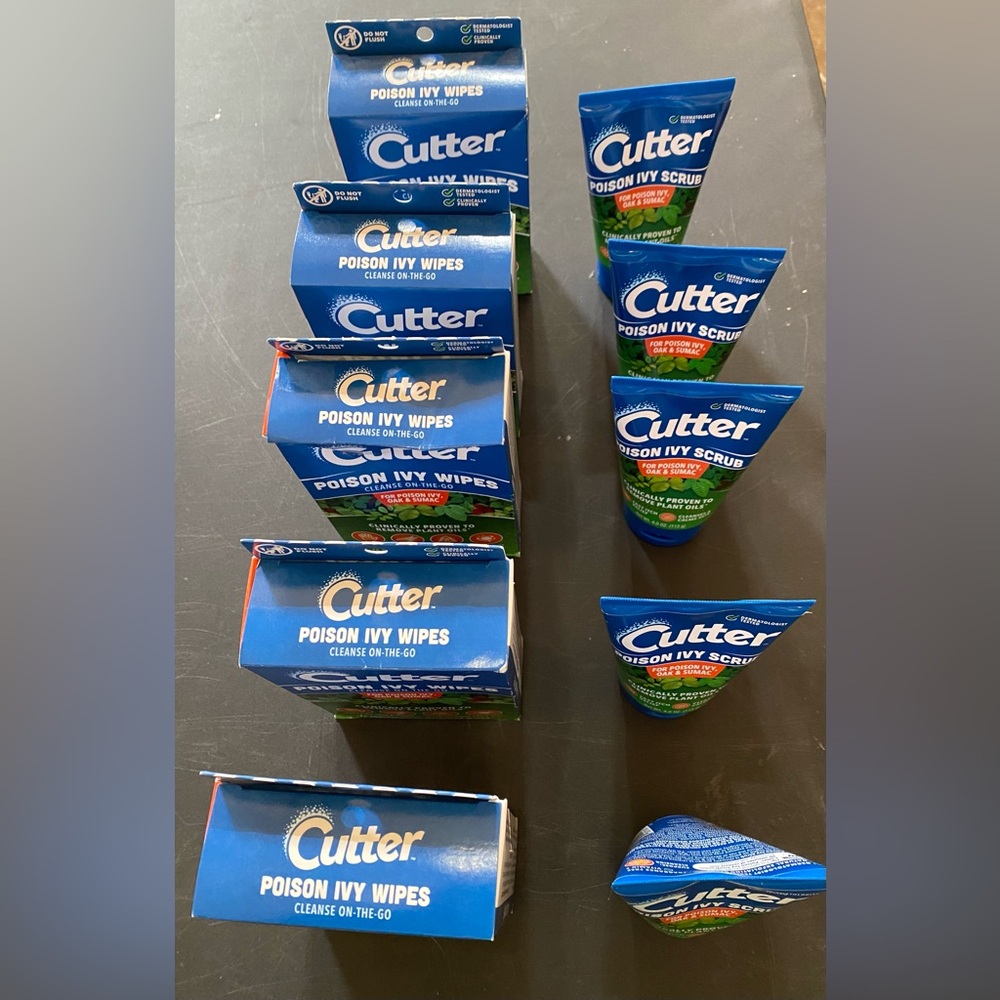 NWT Cutter First Aid Poison Ivy kit. 5 boxes of wipes & 5 bottles of scrub (A7)